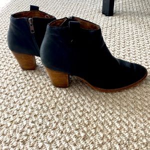 Madewell Black Leather Boots